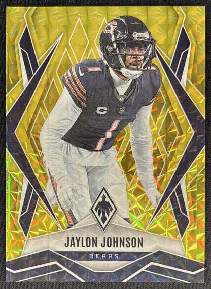 Jaylon Johnson 2025 Panini Phoenix Yellow Pyramids Prizm /185 Bears front