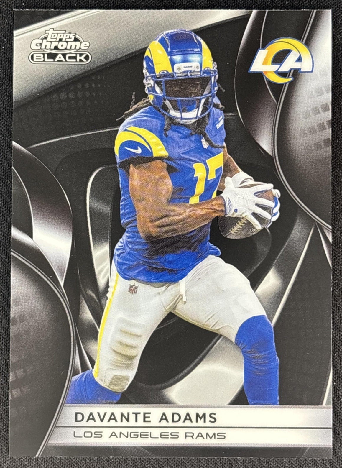 Davante Adams 2025 Topps Chrome Black Rams