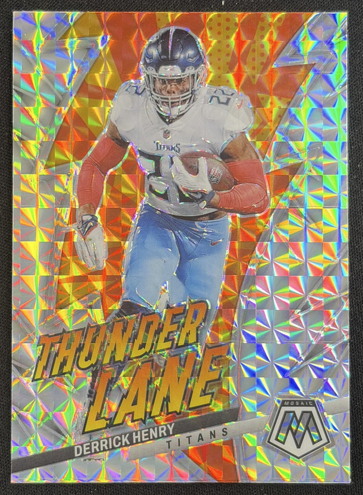 Derrick Henry 2023 Panini Mosaic Thunder Lane Mosaic Titans Sports Trading Card
