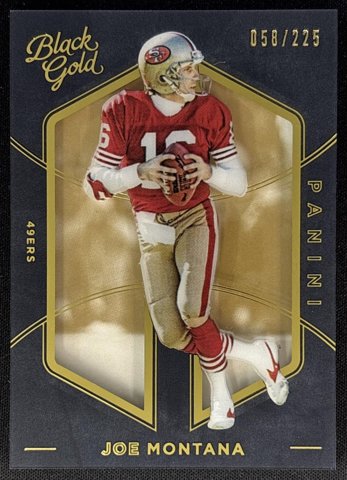 Joe Montana 2016 Panini Black Gold /225 49ers Sports Trading Card