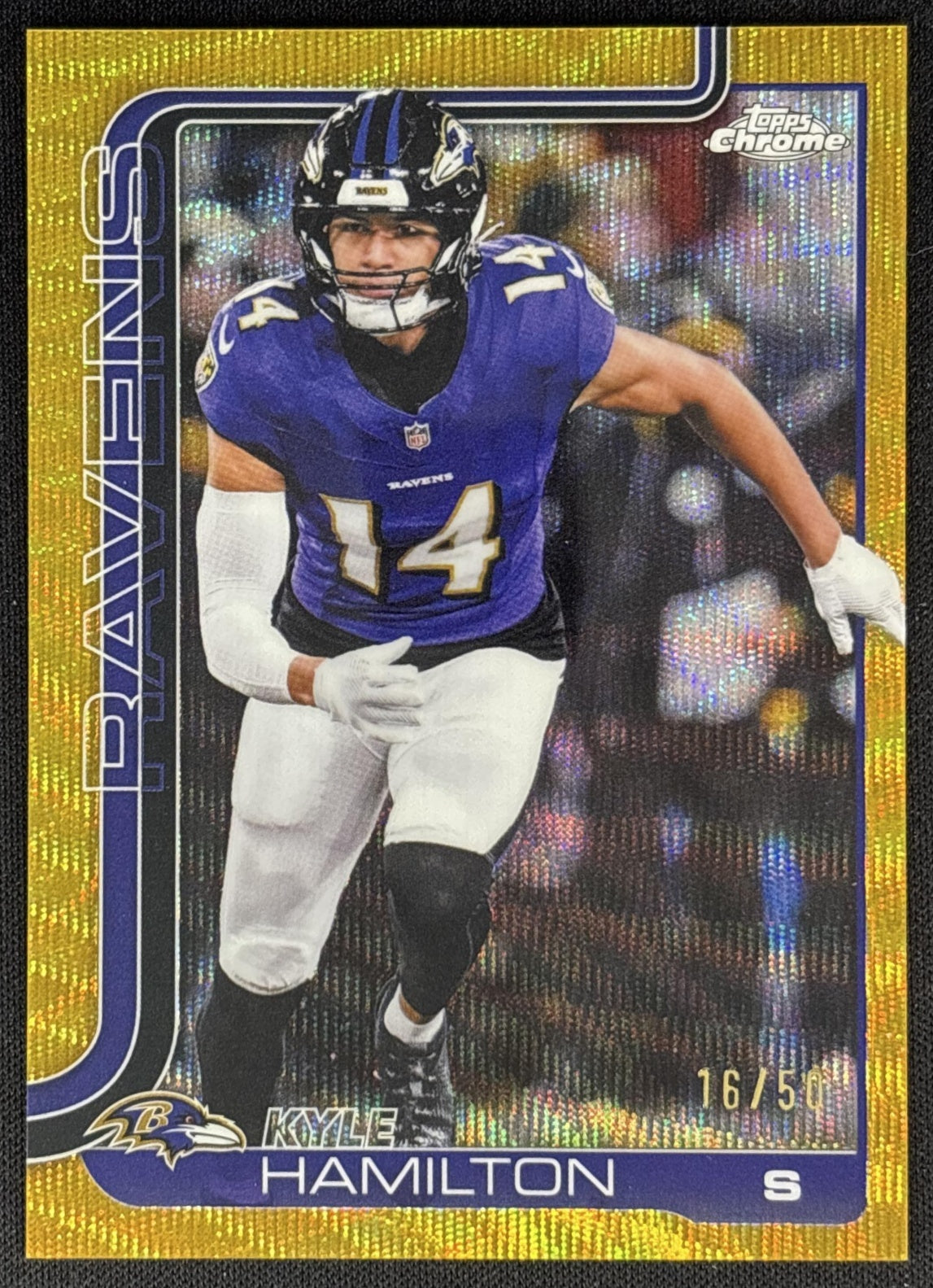 Kyle Hamilton 2025 Topps Chrome Gold Wave Refractor /50 Ravens Sports Trading Card