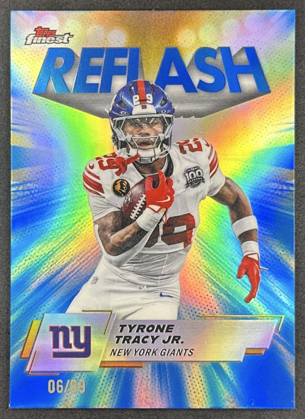 Tyrone Tracy Jr. 2025 Topps Finest Reflash Blue Refractor /99 Giants front