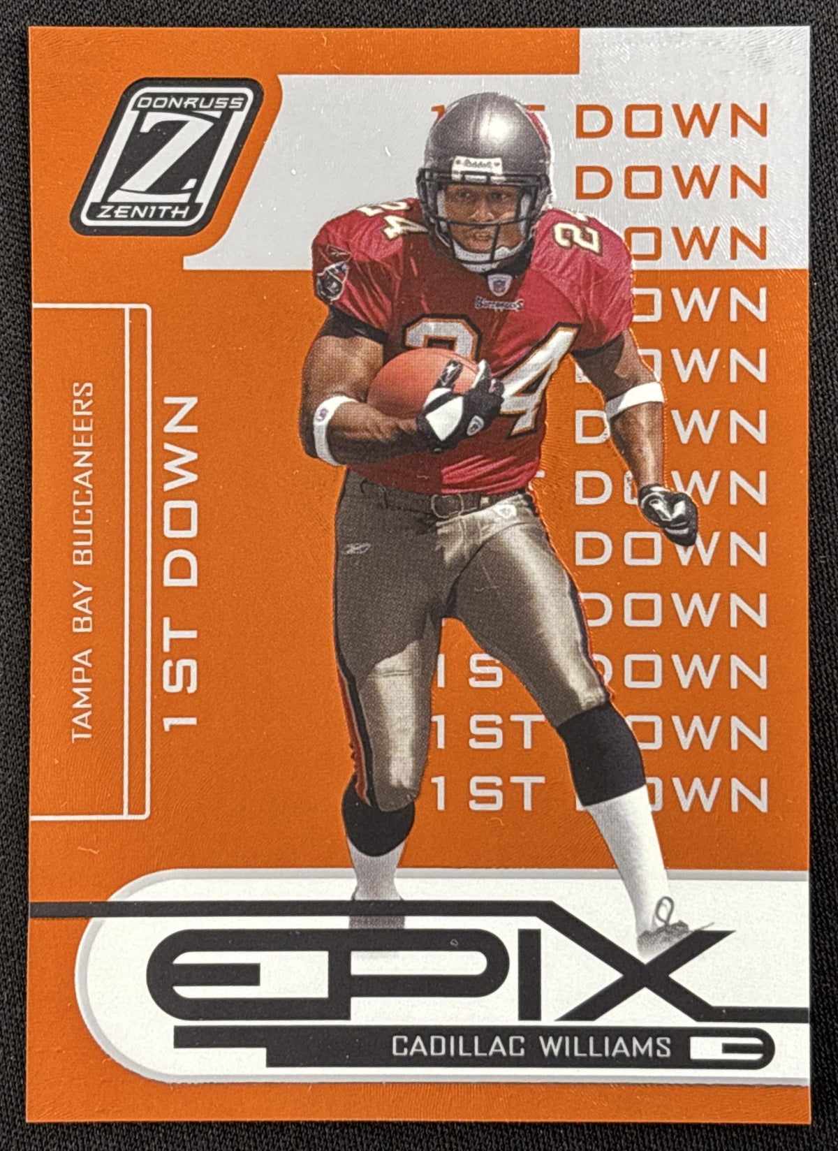 Cadillac Williams 2005 Donruss Zenith Epix Orange 1st Prospect Down /1000 Buccaneers