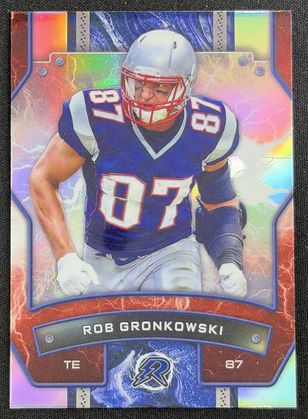 Rob Gronkowski 2024 Topps Resurgence Refractor Patriots - Front