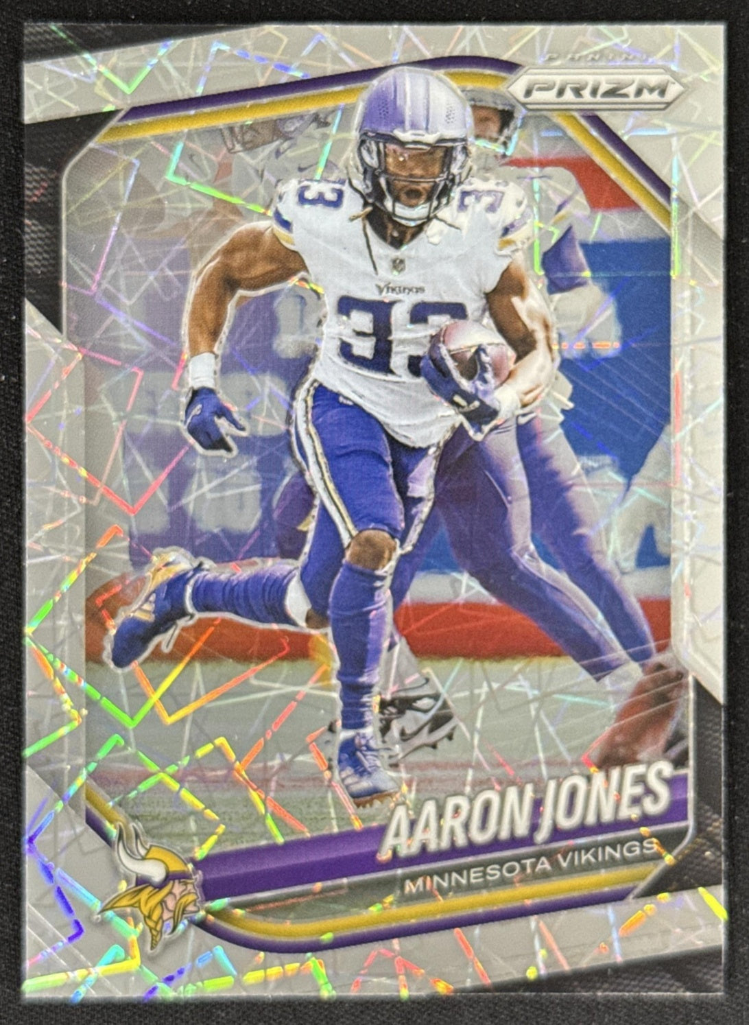 Aaron Jones 2025 Panini Prizm Lazer Vikings