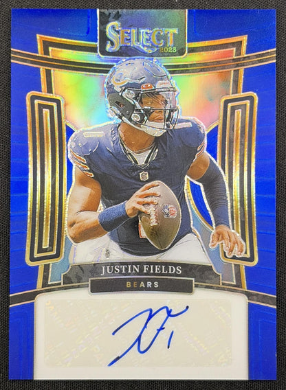 Justin Fields 2023 Panini Select Signatures Blue Prizm /99 Bears Chicago Bears