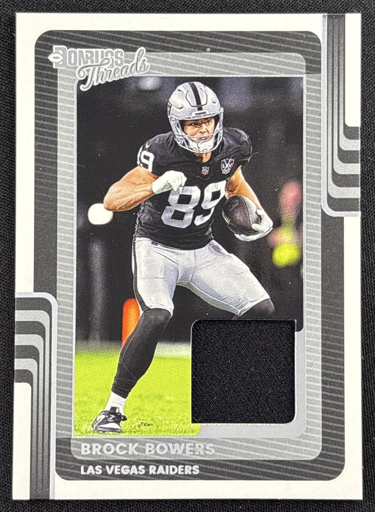 Brock Bowers 2025 Panini Donruss Threads Raiders