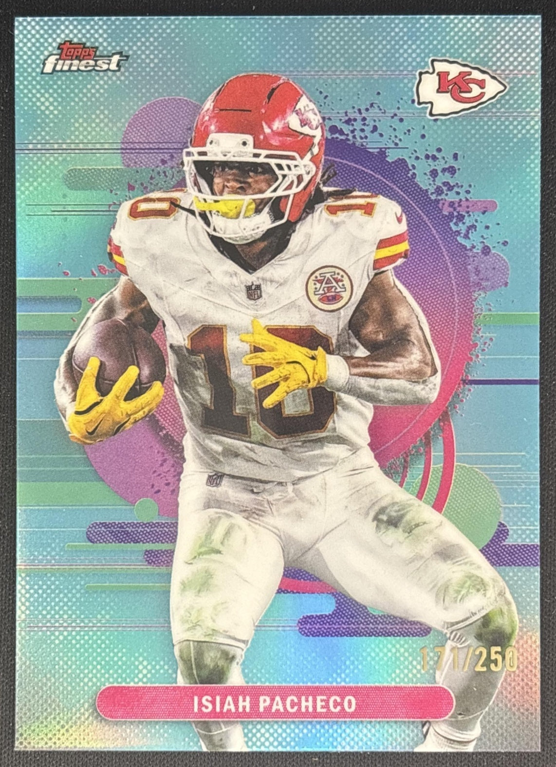 Isiah Pacheco 2025 Topps Finest Uncommon Sky Blue Refractor /250 Chiefs front