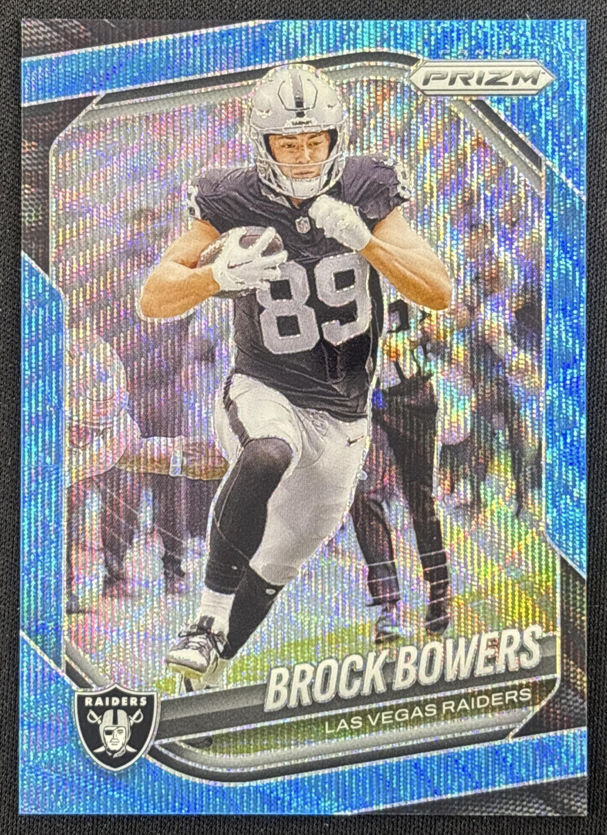 Brock Bowers 2025 Panini Prizm Blue Wave /230 Raiders