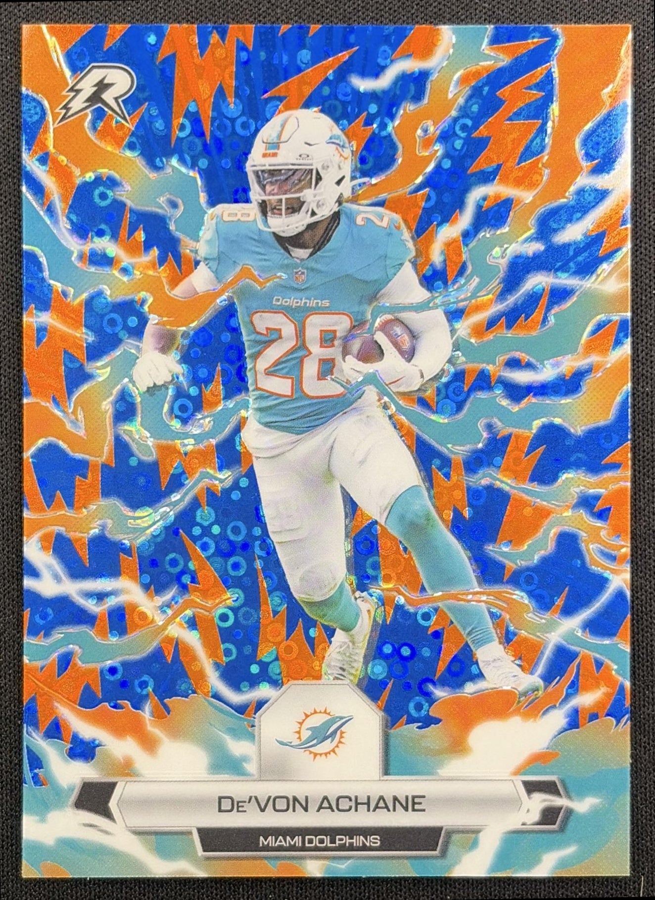 De'Von Achane 2025 Topps Resurgence Blue and Orange Spark Refractor Dolphins