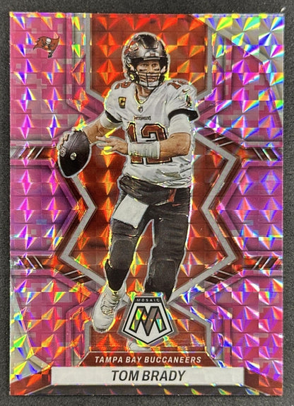 Tom Brady 2022 Panini Mosaic Mosaic Camo Pink Buccaneers Patriots Front