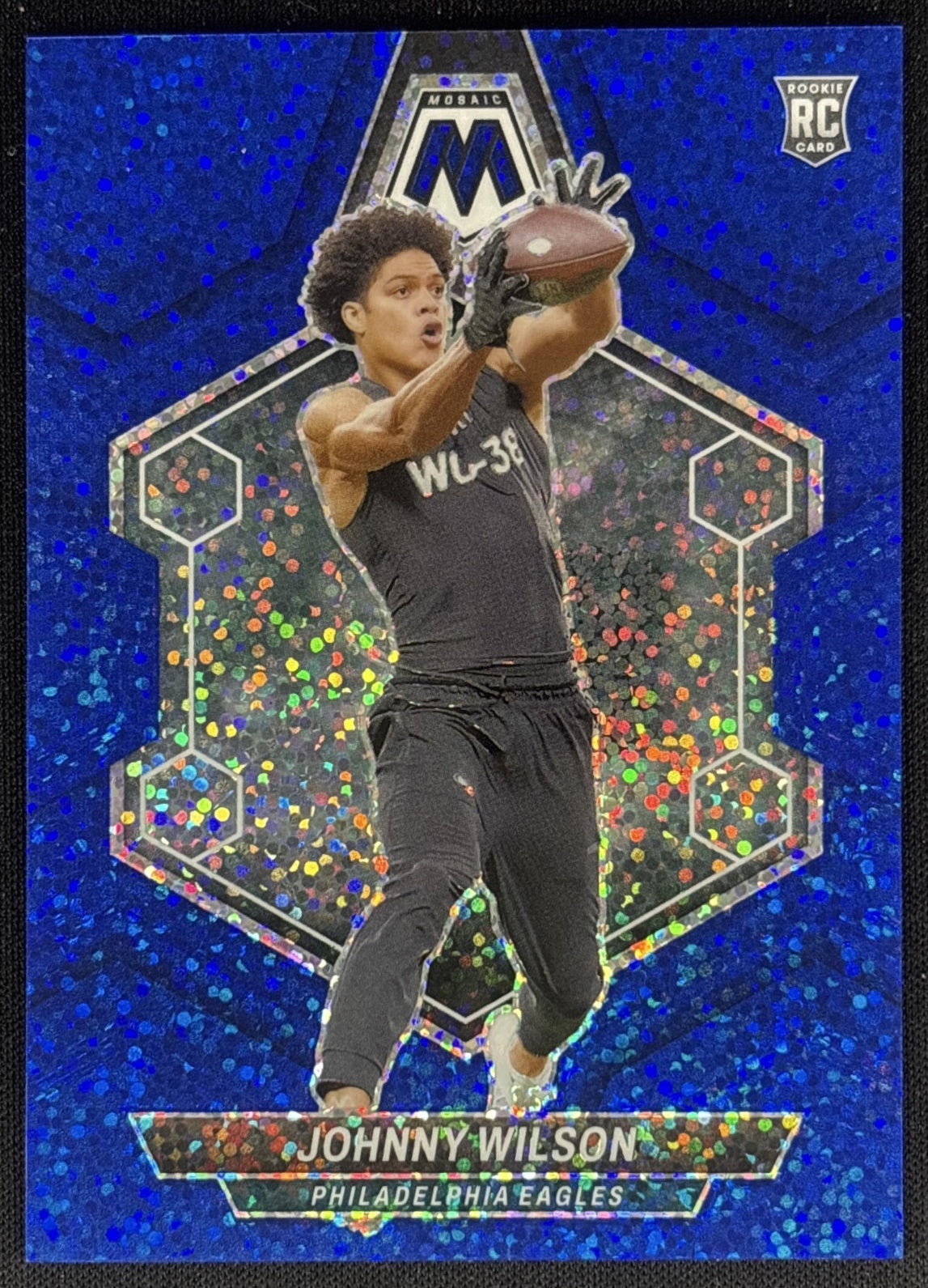 Johnny Wilson 2024 Panini Mosaic Blue Sparkle Prizm /96 Eagles Default Title Sports Trading Cards