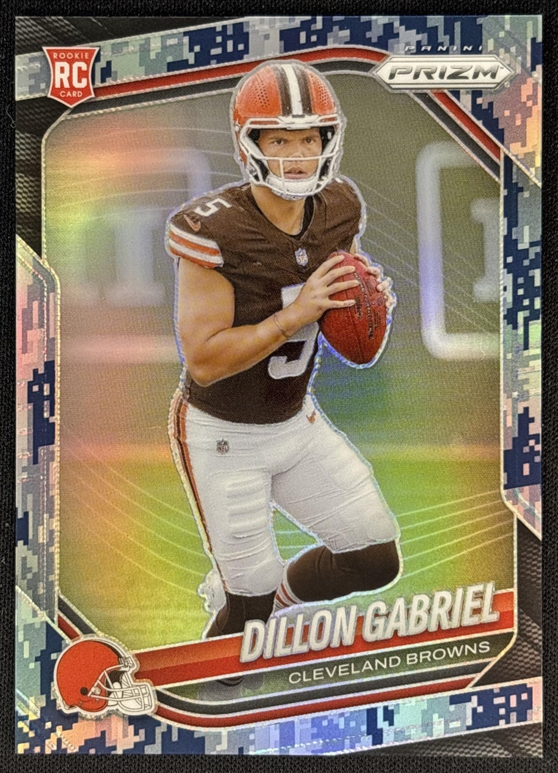 Dillon Gabriel 2025 Panini Prizm Navy Camo /25 Browns front