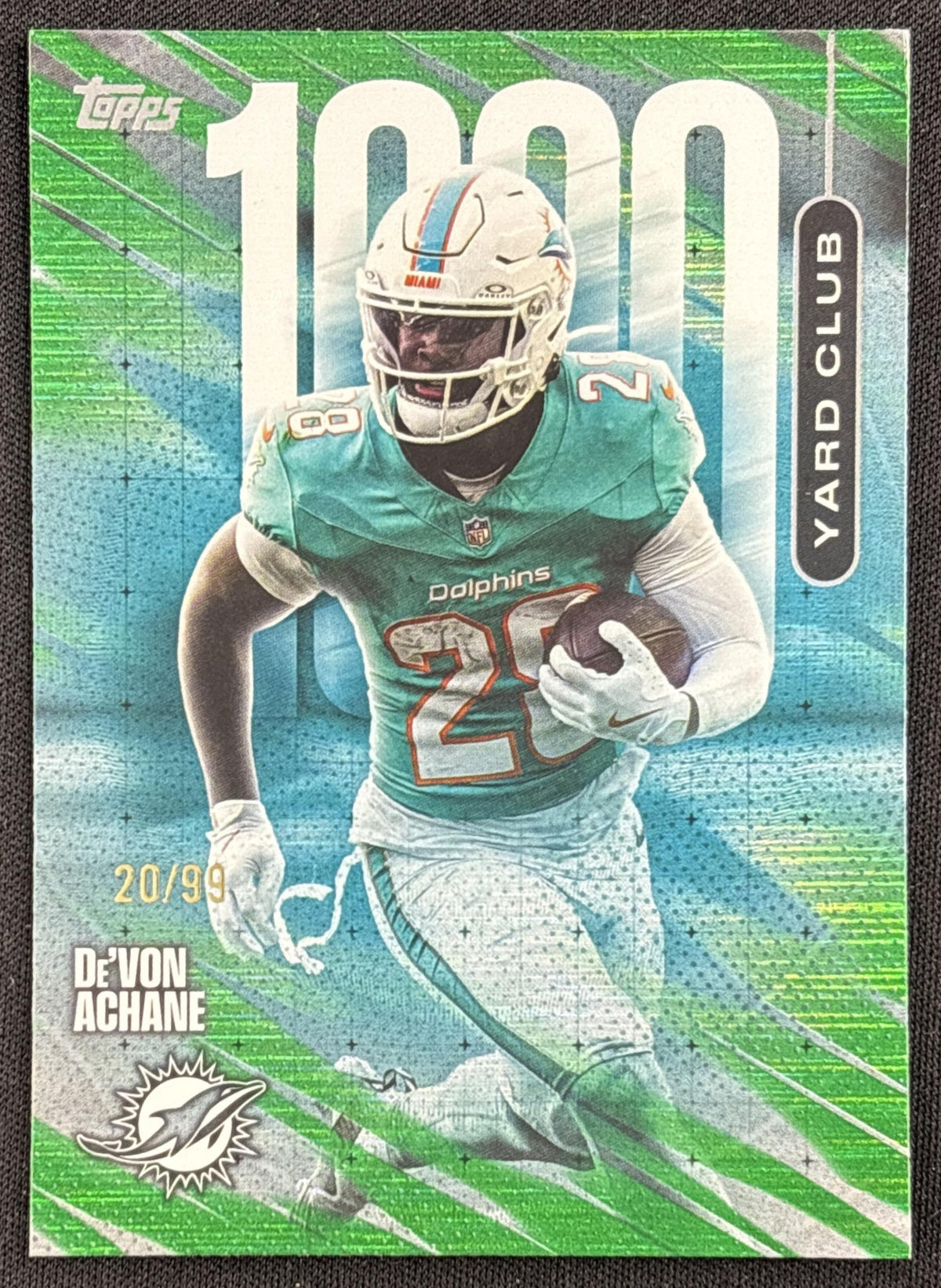 De'Von Achane 2026 Topps 1000 Yard Club Green Foil /99 Dolphins
