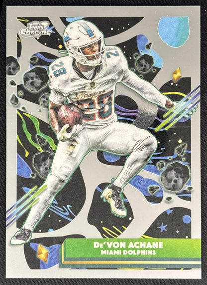 De'Von Achane 2025 Topps Chrome Dolphins front