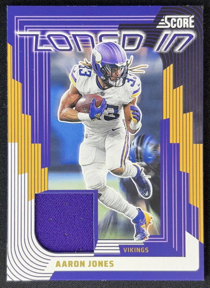 Aaron Jones 2025 Panini Score Zoned In Jerseys Vikings front