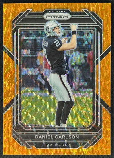 Daniel Carlson 2023 Prizm Orange Wave /60 Raiders - front