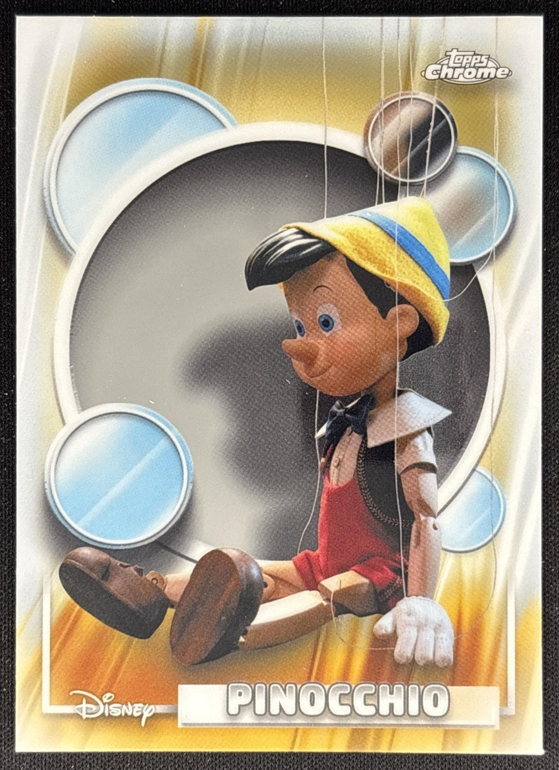 Pinocchio 2026 Topps Chrome Disney 2022 front