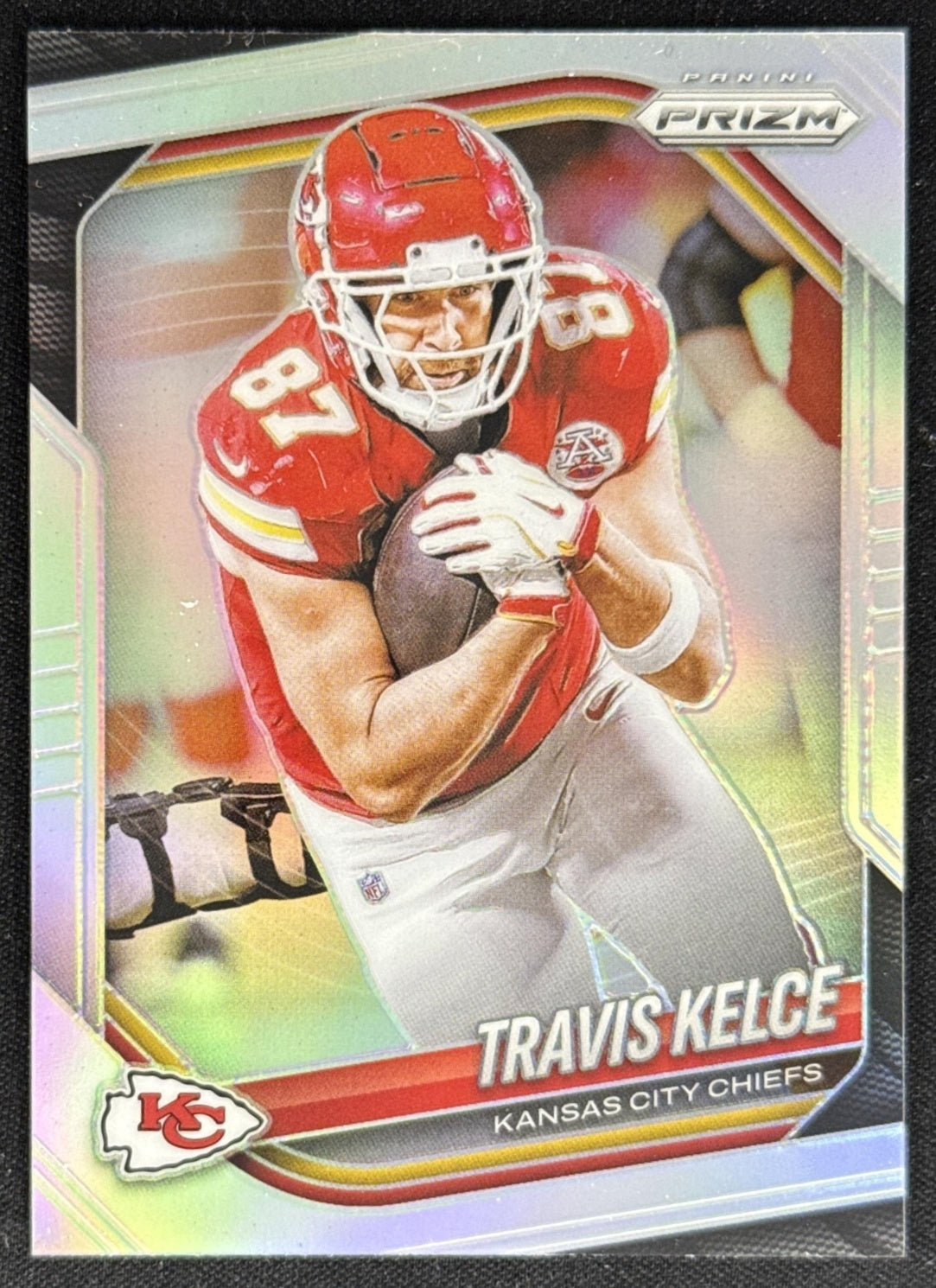 Travis Kelce 2025 Panini Prizm Silver Chiefs Sports Trading Card