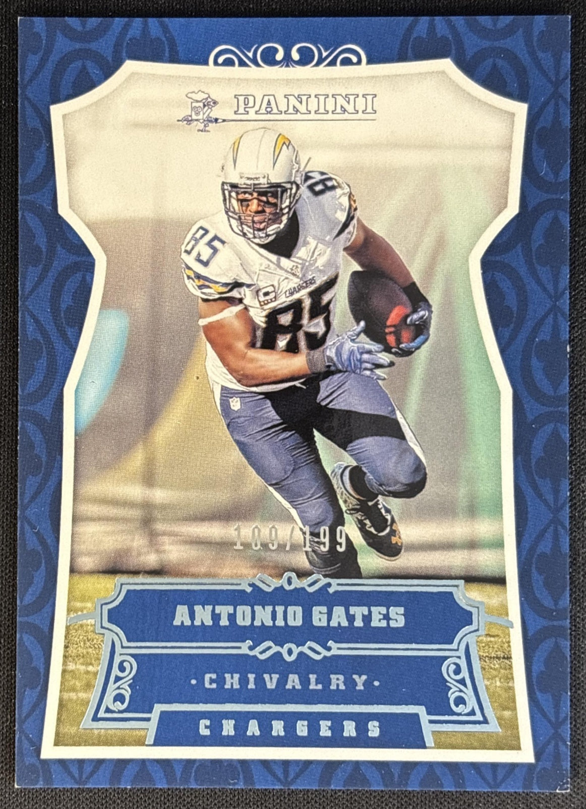Antonio Gates 2016 Panini Chivalry /199 Chargers front