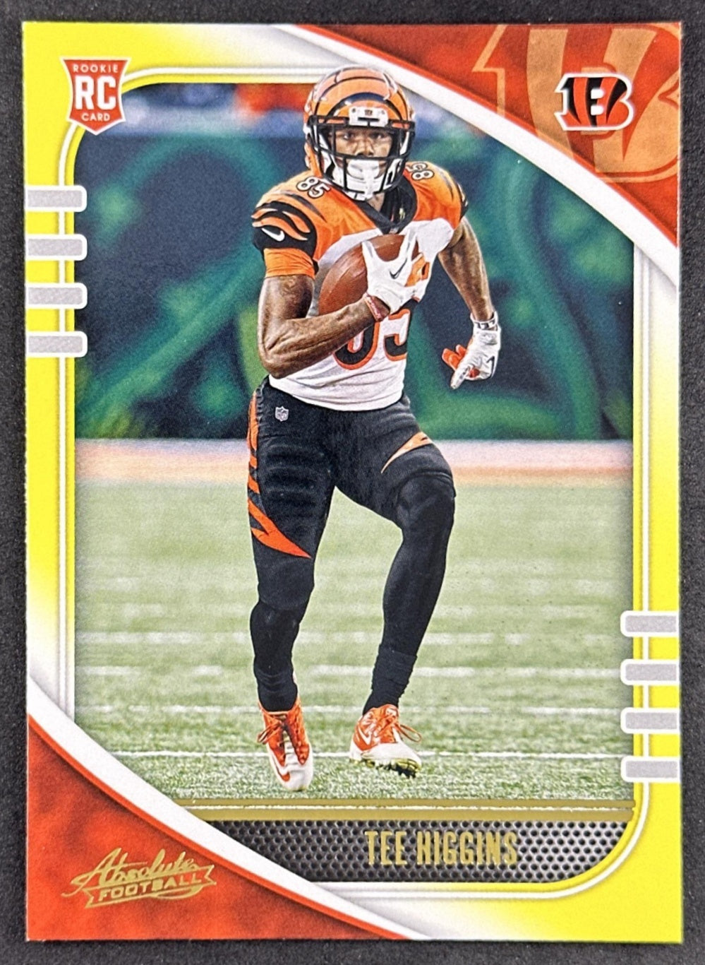 Tee Higgins 2020 Panini Absolute Yellow Bengals Sports Trading Card