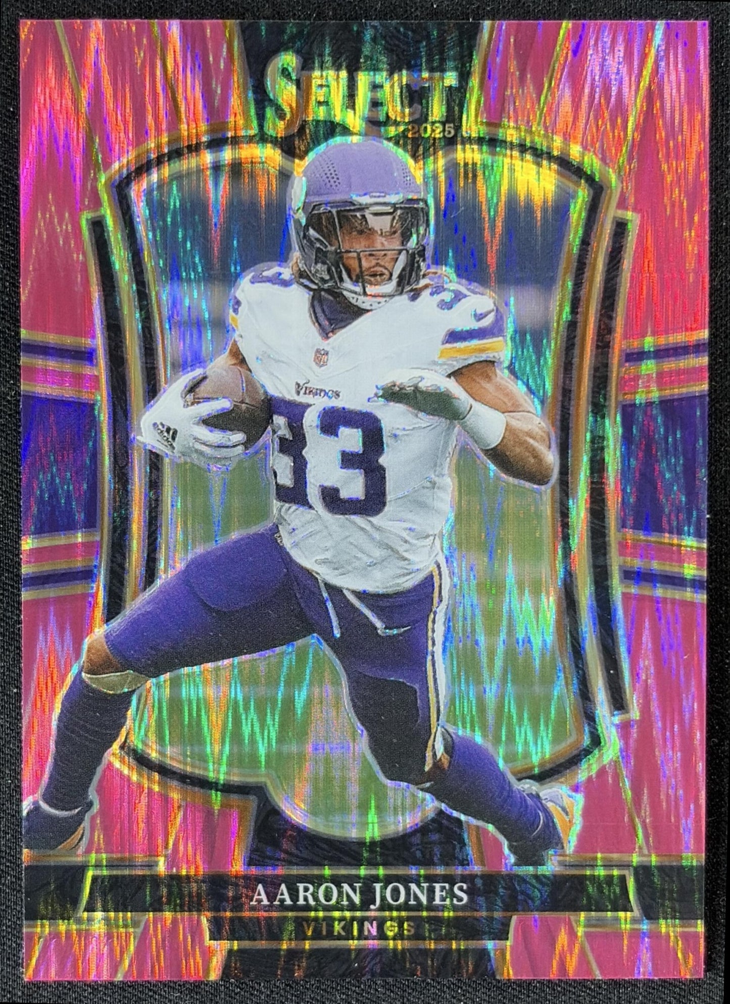 Aaron Jones 2025 Panini Select Premier Level Pink Prizm Shock Vikings