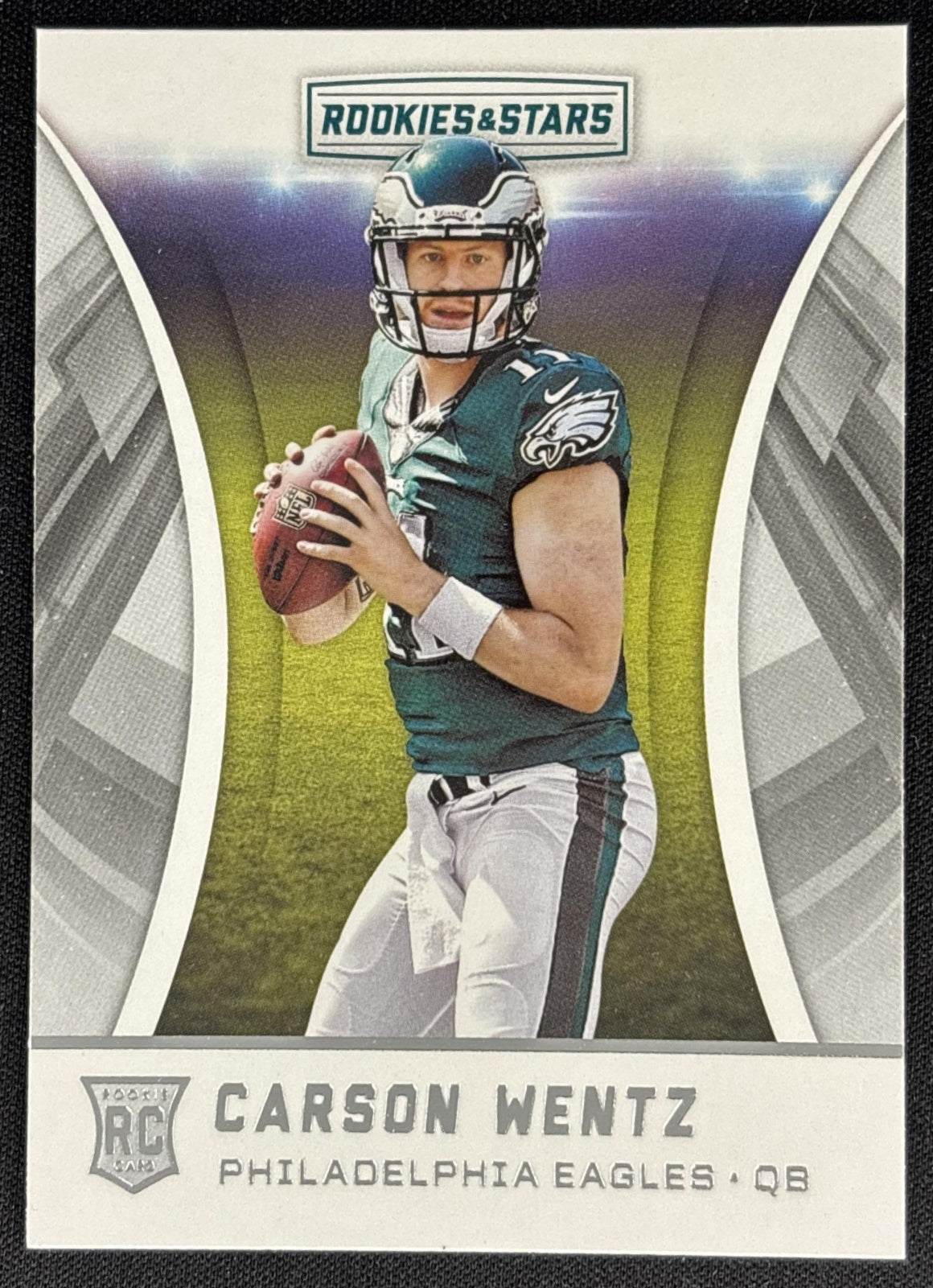 Carson Wentz 2016 Panini Rookies & Stars Eagles Sports Trading Card