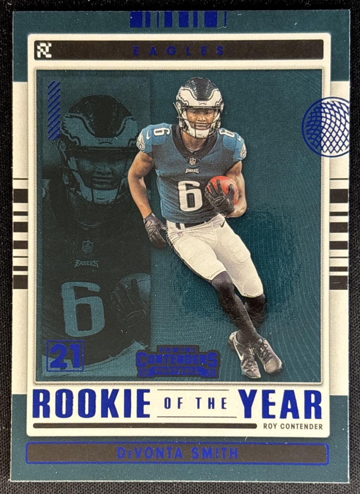DeVonta Smith 2021 Panini Contenders Rookie of the Year Sapphire Eagles