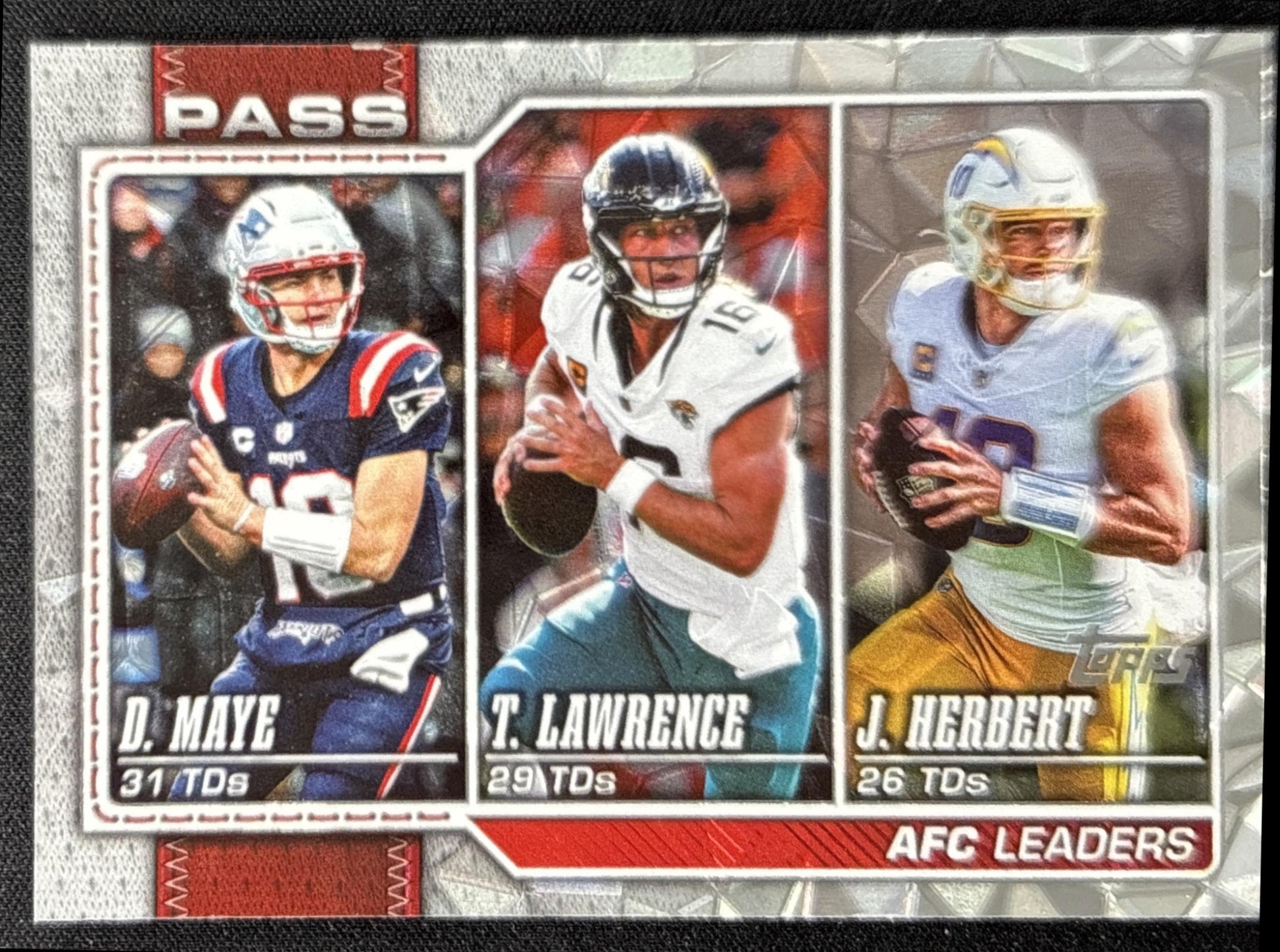 Trevor Lawrence Drake Maye Justin Herbert 2026 Topps Crackle Foil