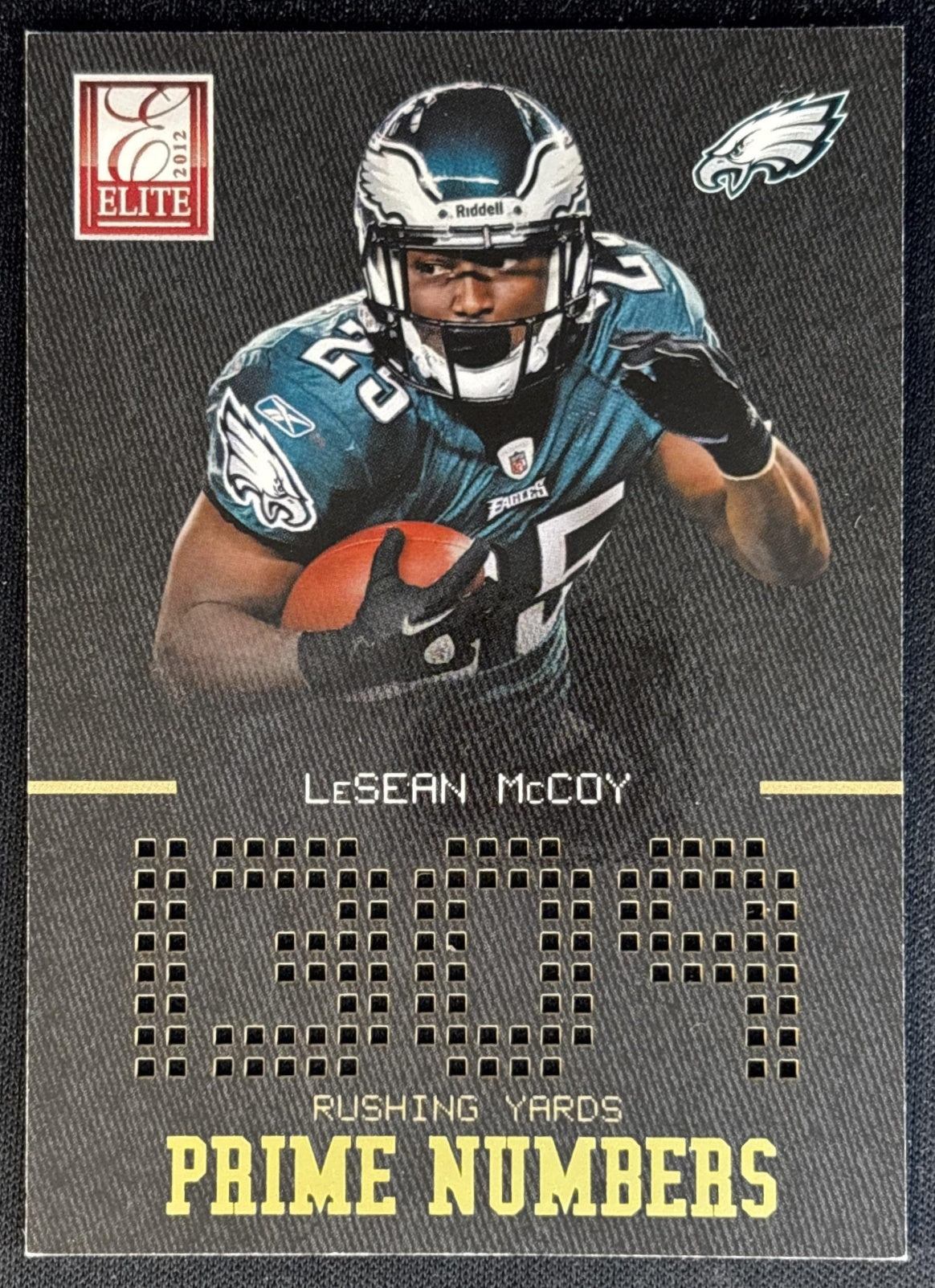 LeSean McCoy 2012 Panini Elite Prime Numbers Gold /149 Eagles front
