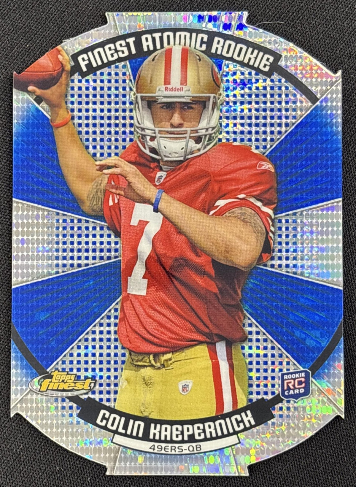 Colin Kaepernick 2011 Topps Finest Atomic Refractor Rookies 49ers