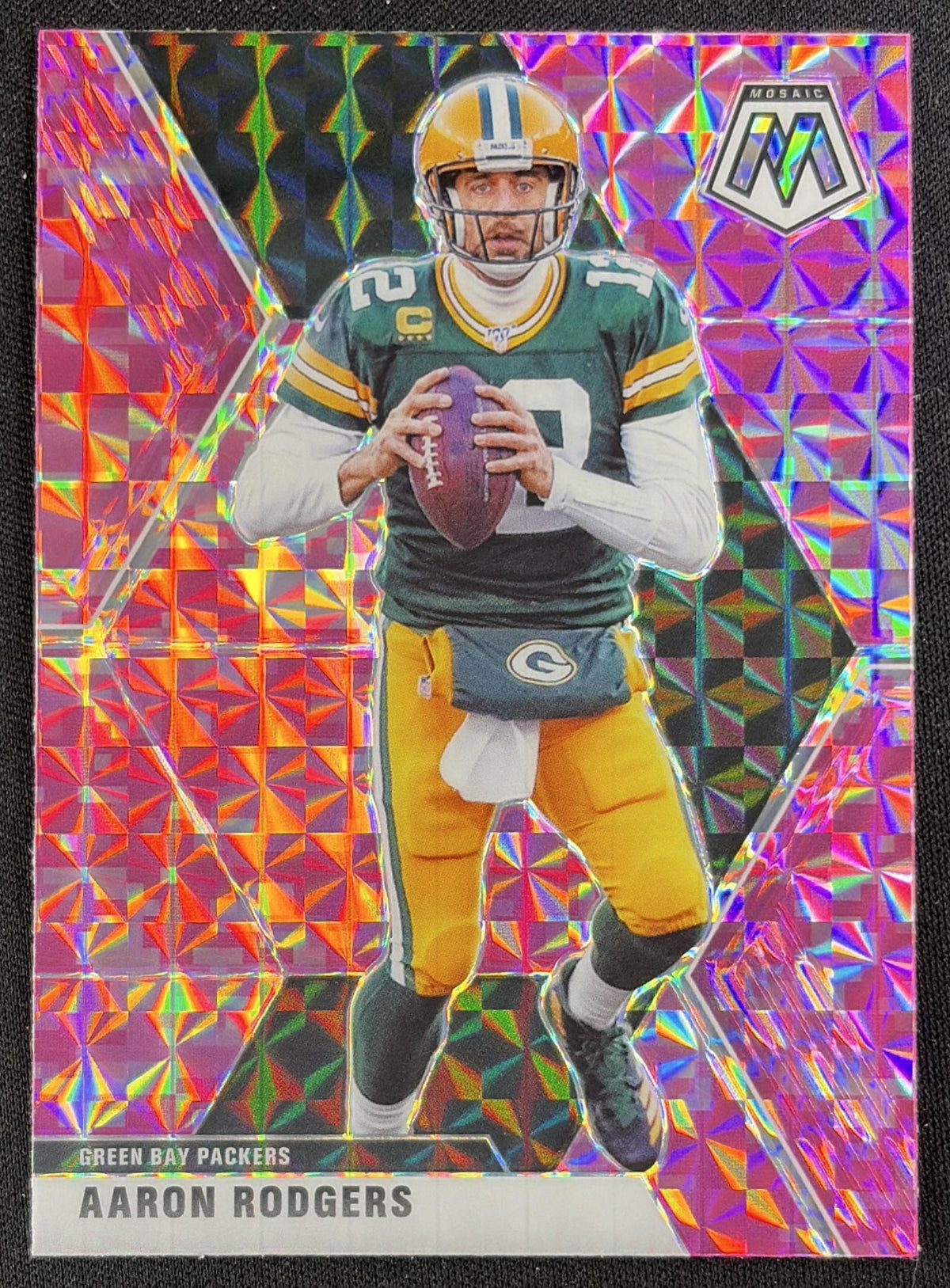 Aaron Rodgers 2020 Panini Mosaic Prizm Camo Pink Packers