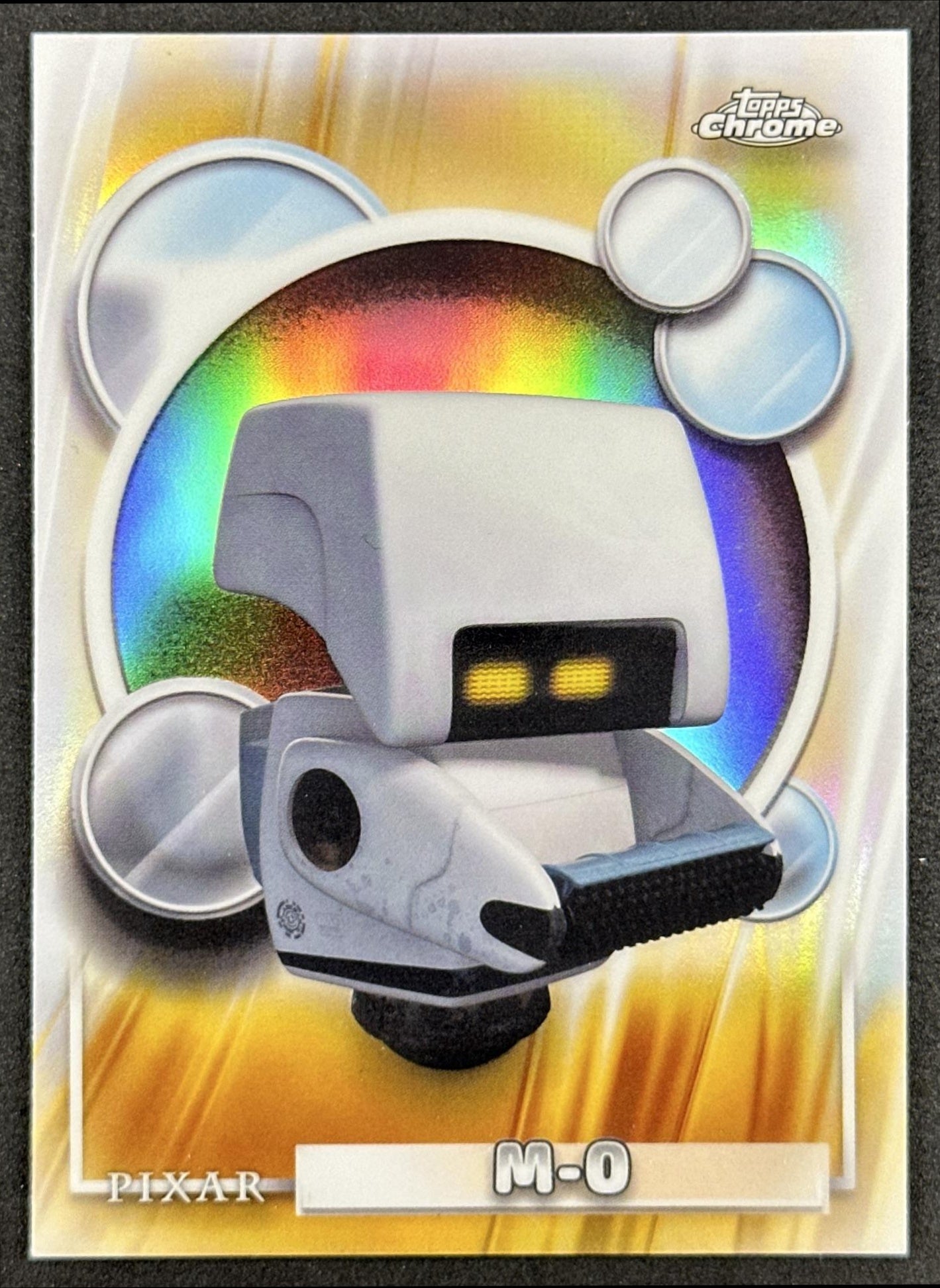 M-O 2026 Topps Chrome Disney Refractor WALL-E Front