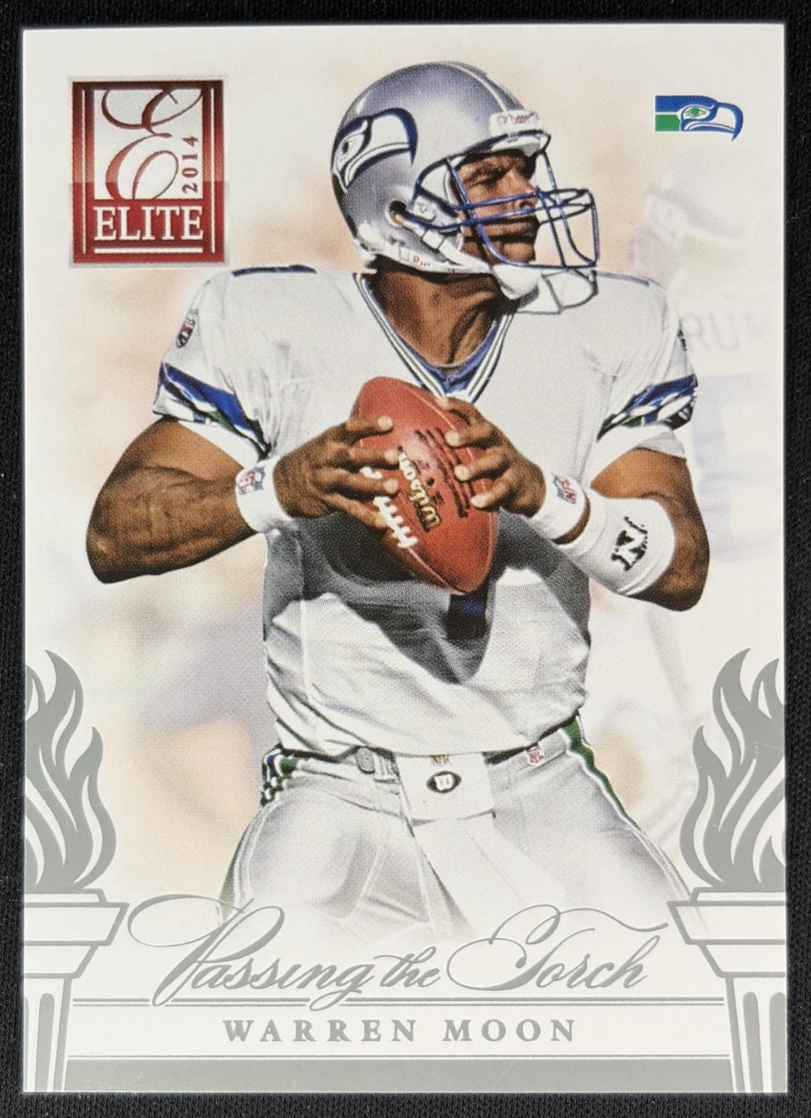 Warren Moon Russell Wilson 2014 Panini Elite Passing the Torch Silver Seahawks - Front