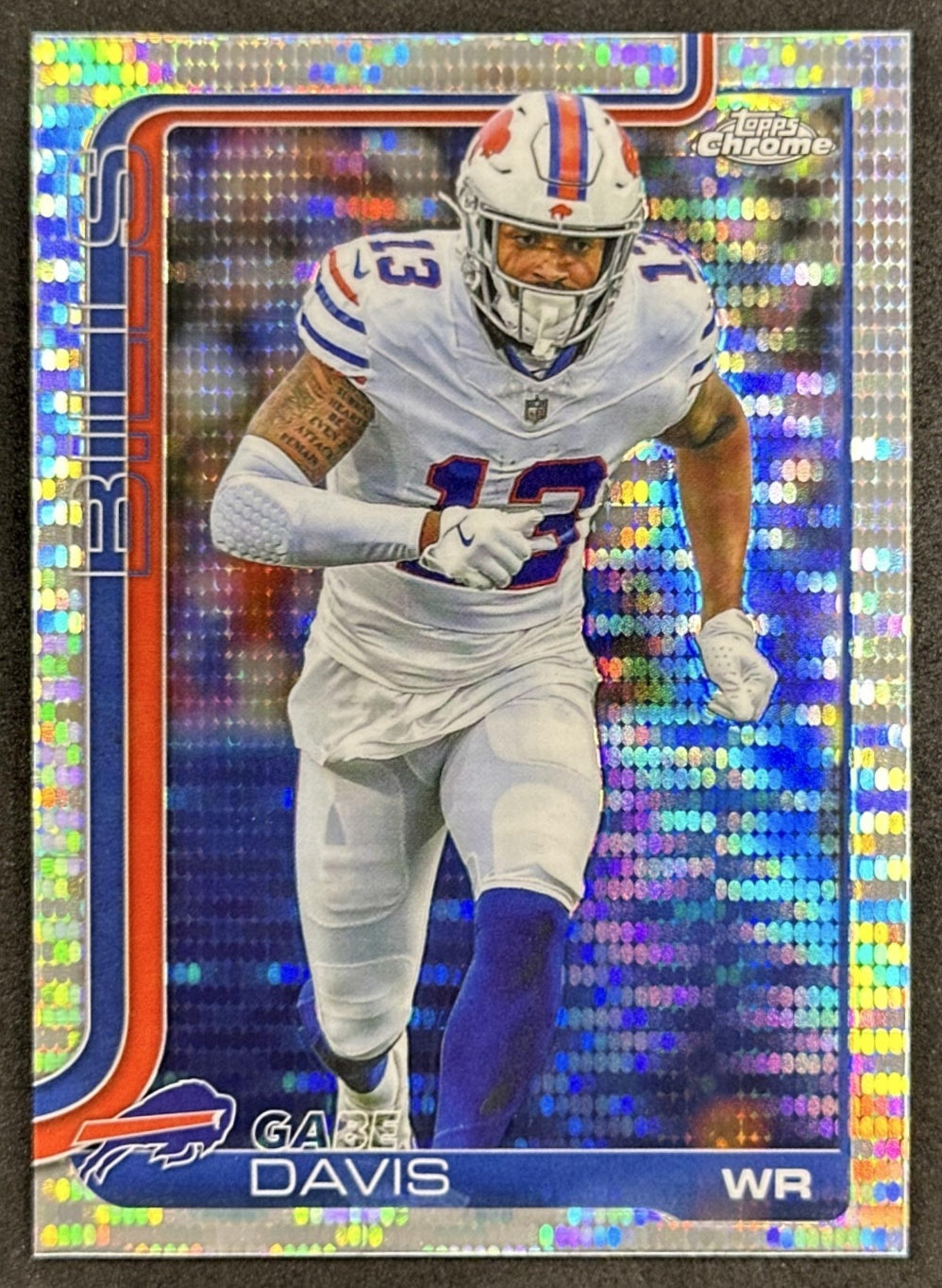Gabe Davis 2025 Topps Chrome Pulsar Refractor Bills