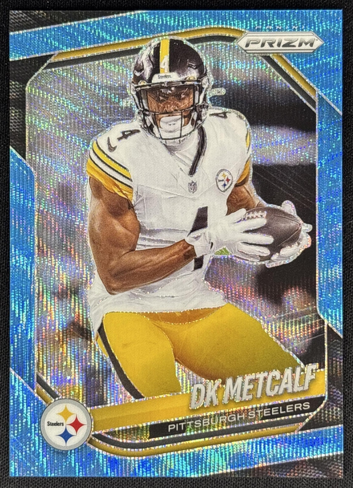 DK Metcalf 2025 Panini Prizm Blue Wave /230 Steelers Sports Trading Card