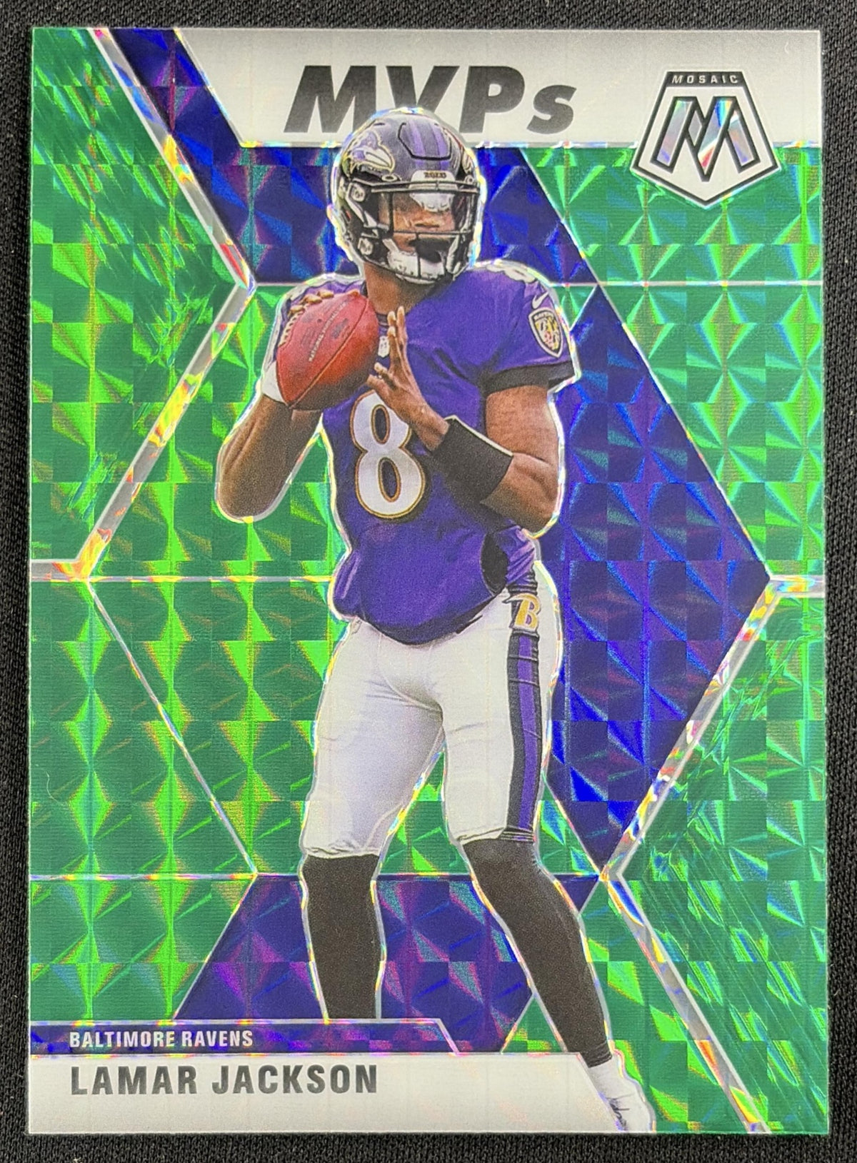 Lamar Jackson 2020 Panini Mosaic Prizm Green Ravens Sports Trading Card