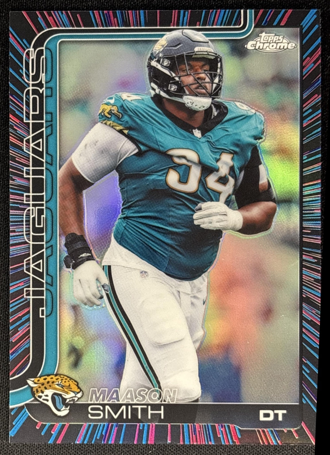 Maason Smith 2025 Topps Chrome Neon Pulse Refractor Jaguars Sports Trading Cards