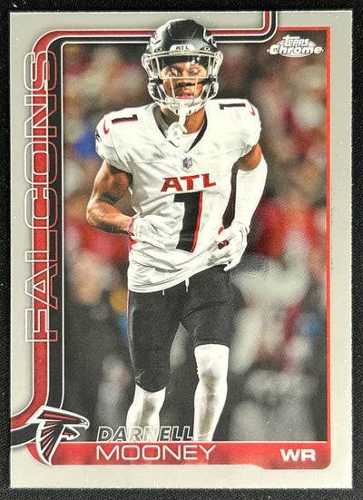 Darnell Mooney 2025 Topps Chrome Falcons Default Title Sports Trading Cards