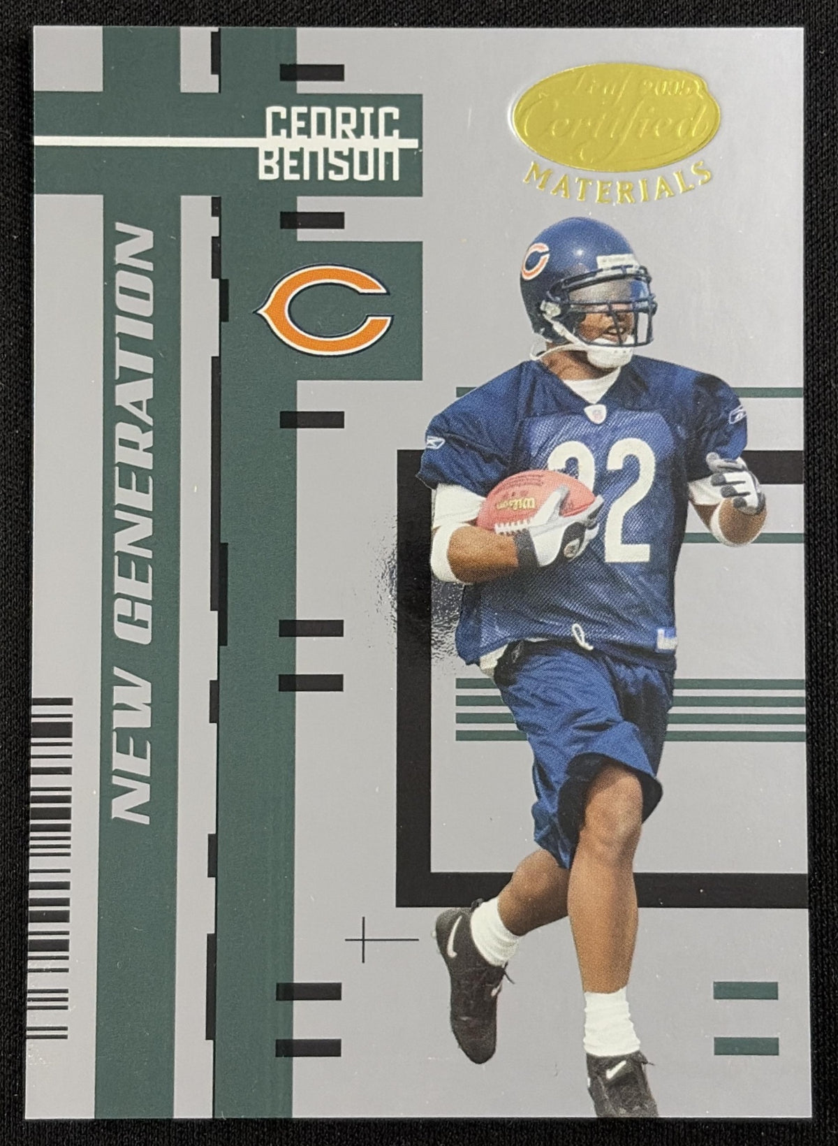 Cedric Benson 2005 Leaf Certified Materials /1000 Bears - front