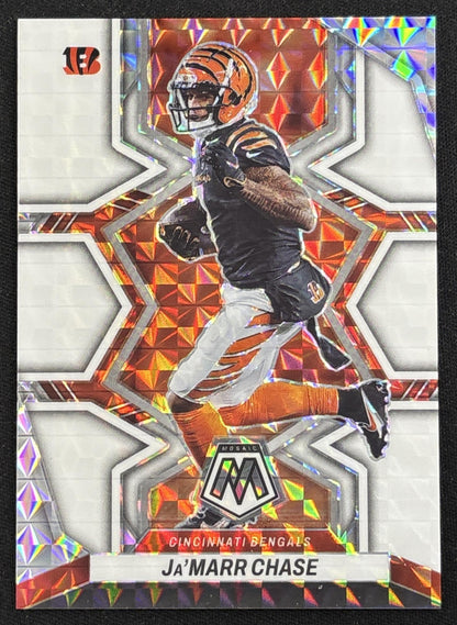 Ja'Marr Chase 2022 Panini Mosaic White /25 Bengals front