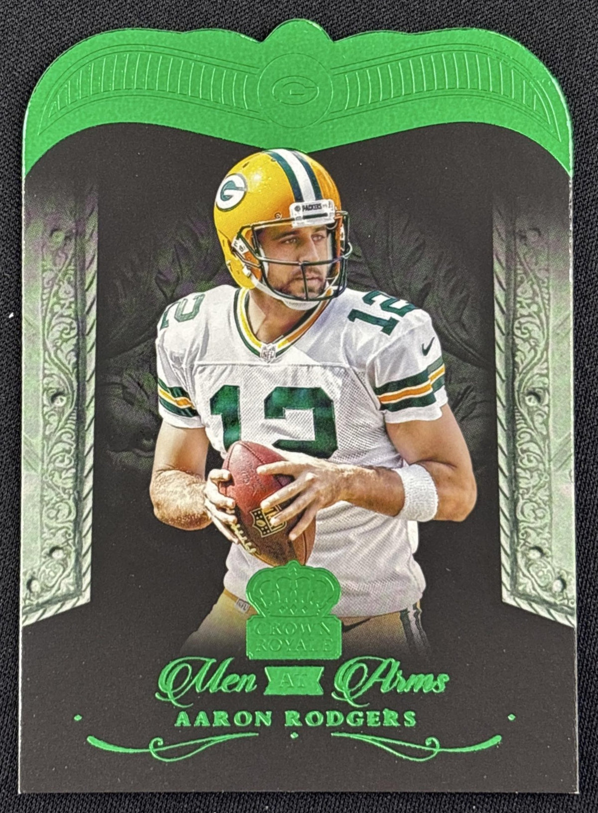 Aaron Rodgers 2015 Panini Crown Royale Men at Arms Die Cuts Green Packers