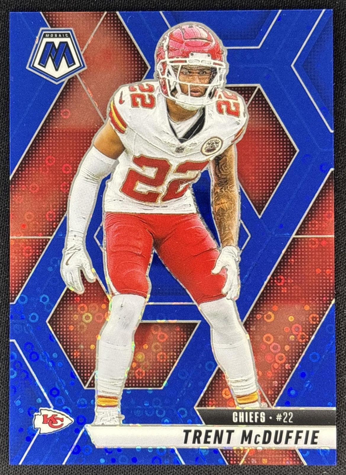 Trent McDuffie 2025 Panini Mosaic No Huddle Blue Prizm /99 Chiefs