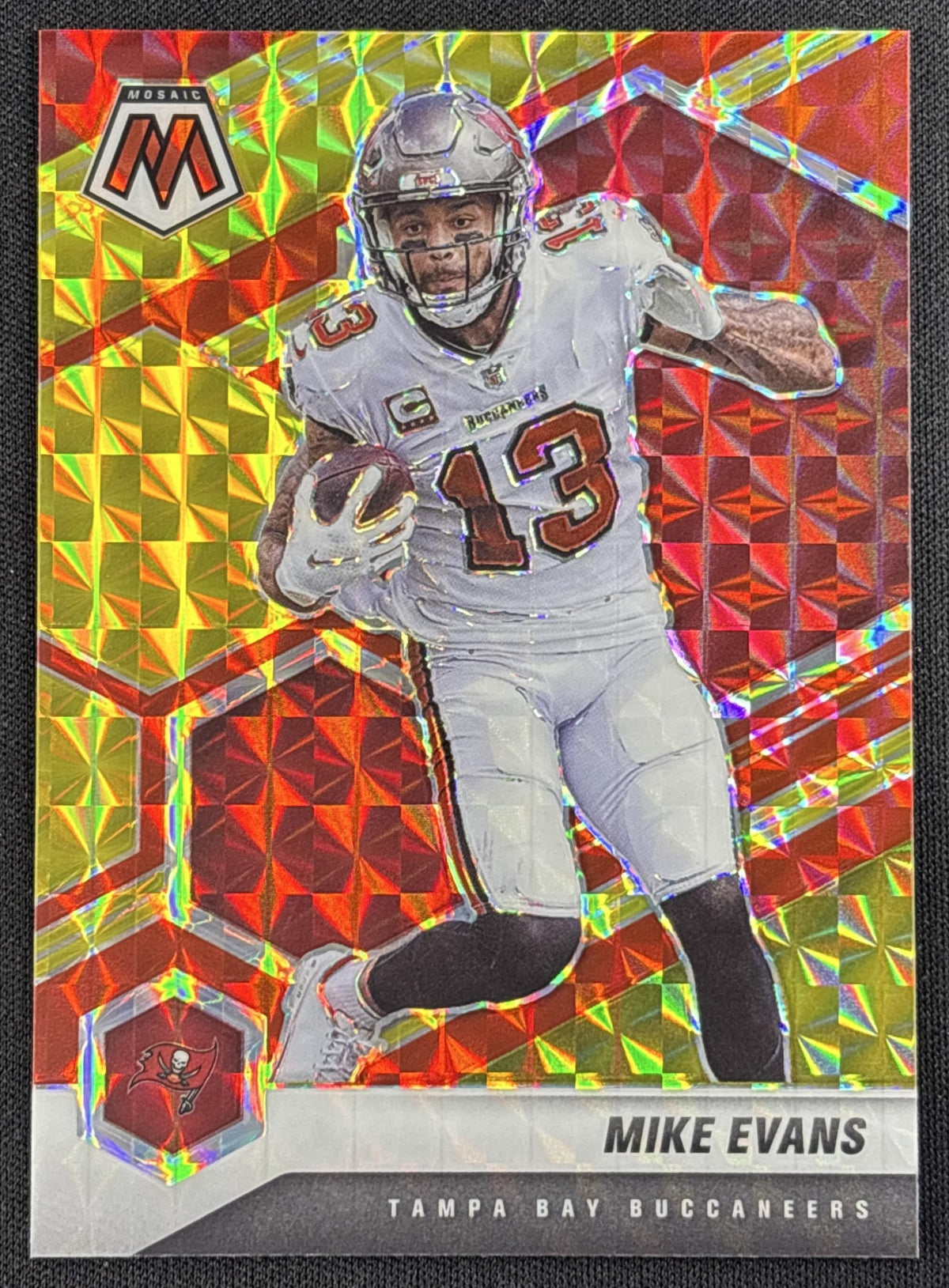 Mike Evans 2021 Panini Mosaic Choice Prizm Fusion Red and Yellow /80 Buccaneers