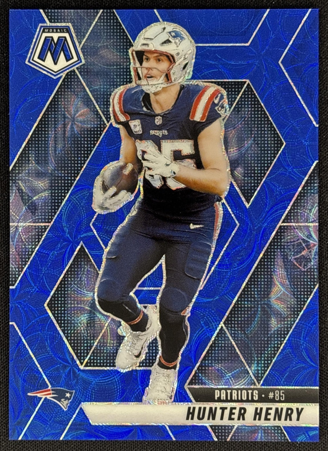 Hunter Henry 2025 Panini Mosaic Blue Scope Prizm Patriots