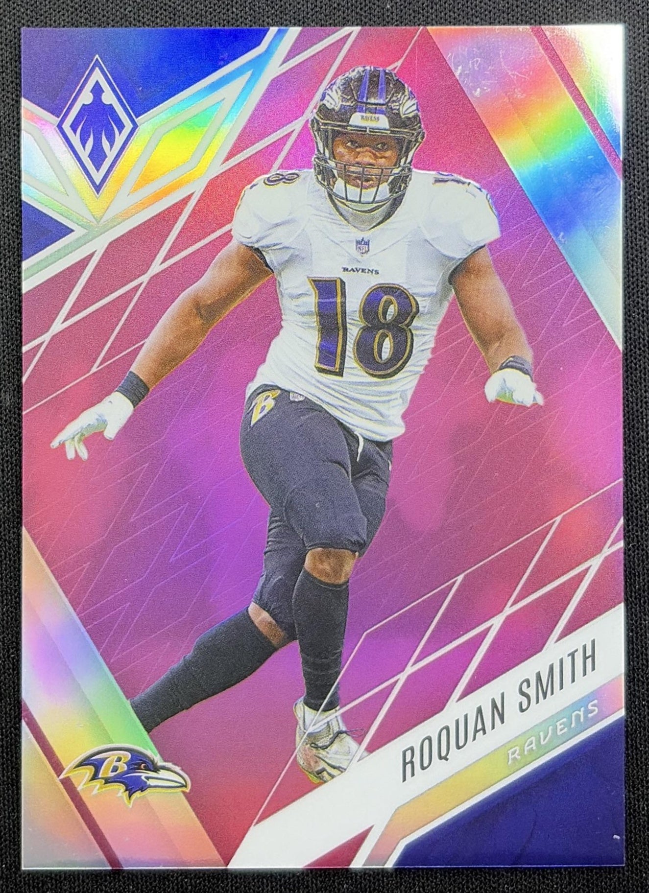 Roquan Smith 2022 Panini Phoenix Pink /199 Ravens