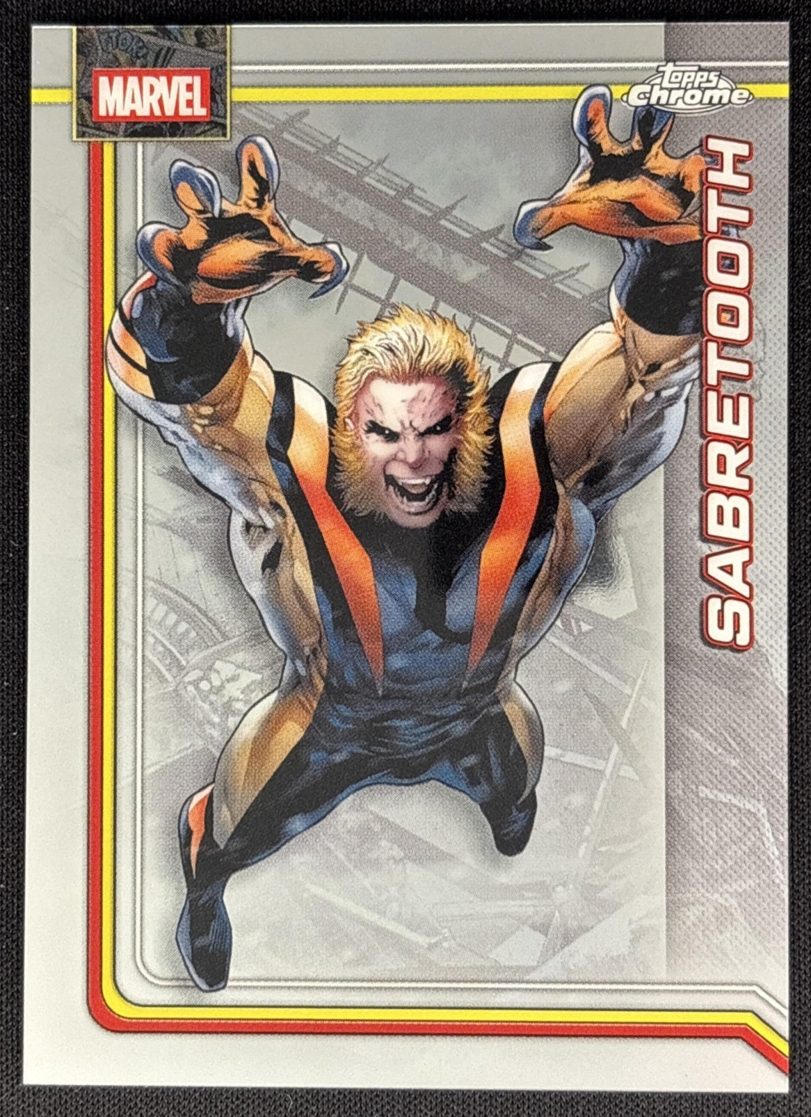 Sabretooth 2026 Topps Chrome Marvel Comics