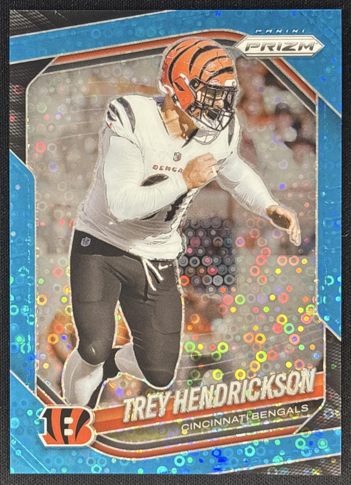 Trey Hendrickson 2025 Panini Prizm No Huddle Blue /125 Bengals front