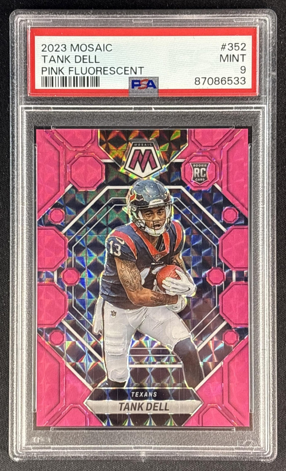 Tank Dell 2023 Panini Mosaic Pink Fluorescent Mosaic Prizm /10 PSA 9