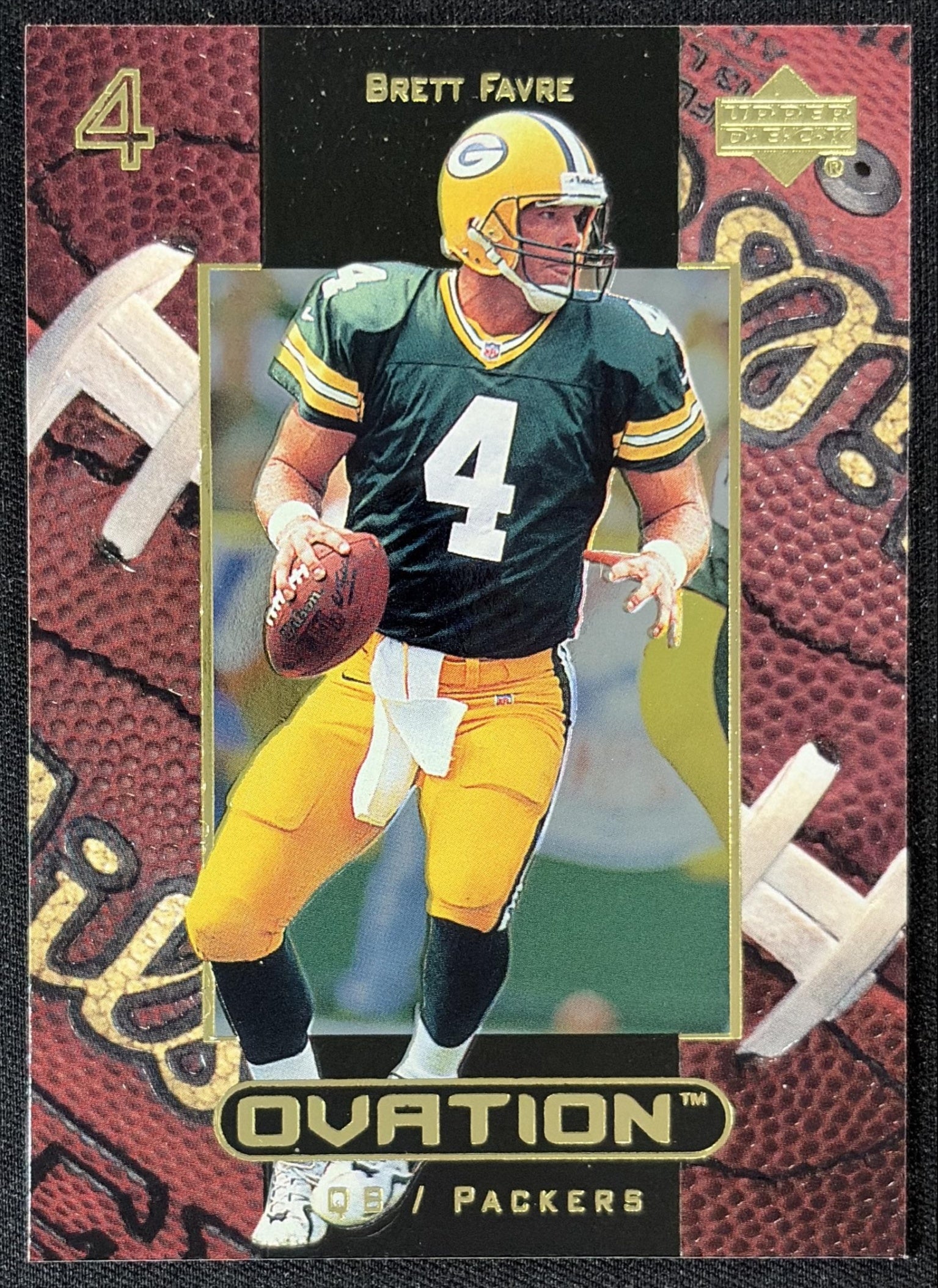 Brett Favre 1999 Upper Deck Ovation Packers